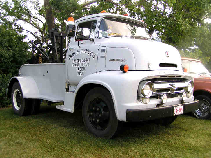 1956 Mercury 600 Tow Truck