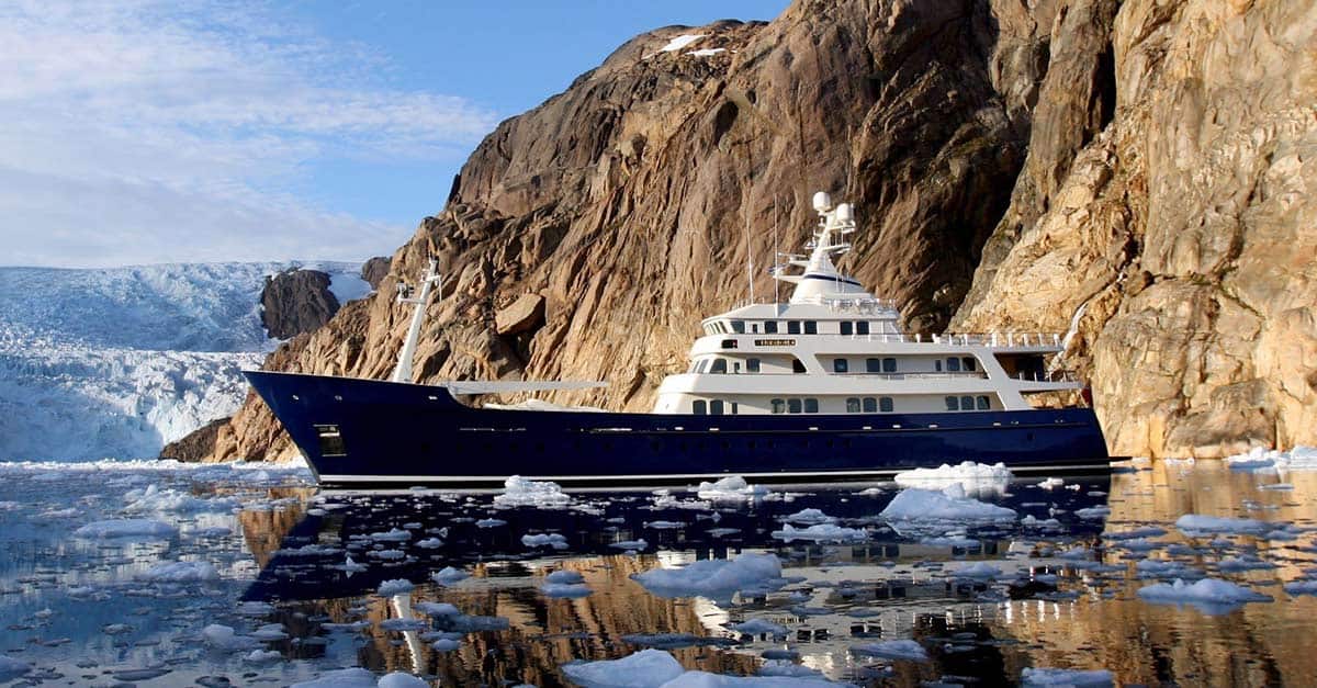Expedition_Yacht